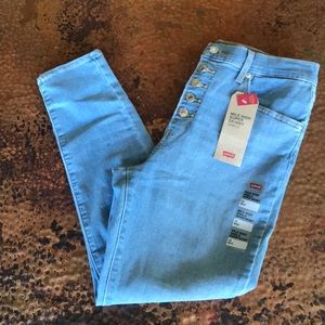 {Levi’s} High-Rise Skinny Jeans. Size 31. NWT.